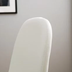 Mørteens Chaise capitonnée Iskmo - Blanc - Lot de 2 32 Mørteens Chaise capitonnée Iskmo - Blanc - Lot de 2 -Meubles de salle à manger Soldes Magasin 1000006086 201130 11161000005 MOOD DETAILS P000000001000006086 mood