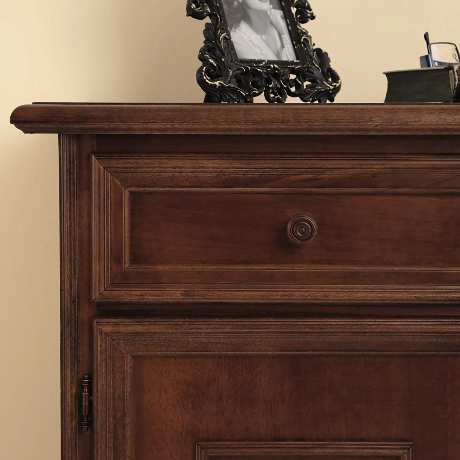 Montreux Buffet Arabella II - Tulipier partiellement massif - Teinté et lasuré à l'ancienne 5 Montreux Buffet Arabella II - Tulipier partiellement massif - Teinté et lasuré à l'ancienne – Image 5