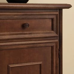 Montreux Buffet Arabella II - Tulipier partiellement massif - Teinté et lasuré à l'ancienne 18 Montreux Buffet Arabella II - Tulipier partiellement massif - Teinté et lasuré à l'ancienne -Meubles de salle à manger Soldes Magasin 1000017483 060 GALLERYIMAGES P000000001000017483