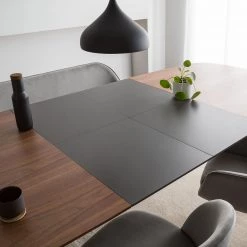 Studio Copenhagen Table extensible Rogo - Placage en noyer / Métal - Noyer / Noir -Meubles de salle à manger Soldes Magasin 1000123491 190523 11235900007 GALLERYIMAGES P000000001000123491