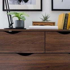 Mørteens Commode Gjora II - Partiellement en hévéa massif - Noyer 30 Mørteens Commode Gjora II - Partiellement en hévéa massif - Noyer -Meubles de salle à manger Soldes Magasin 1000123696 190405 15413800020 GALLERYIMAGES P000000001000123696