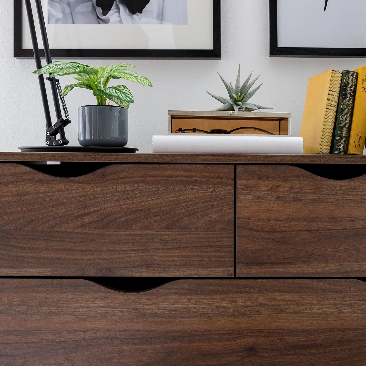 Mørteens Commode Gjora II - Partiellement en hévéa massif - Noyer 15 Mørteens Commode Gjora II - Partiellement en hévéa massif - Noyer – Image 15