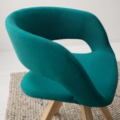 Mørteens Chaise à accoudoirs Buggio - Tissu / Hévéa massif - Tissu Cors: Pétrole - 1 chaise 38 Mørteens Chaise à accoudoirs Buggio - Tissu / Hévéa massif - Tissu Cors: Pétrole - 1 chaise -Meubles de salle à manger Soldes Magasin 1000164525 210602 06321400004 DETAILS P000000001000164525