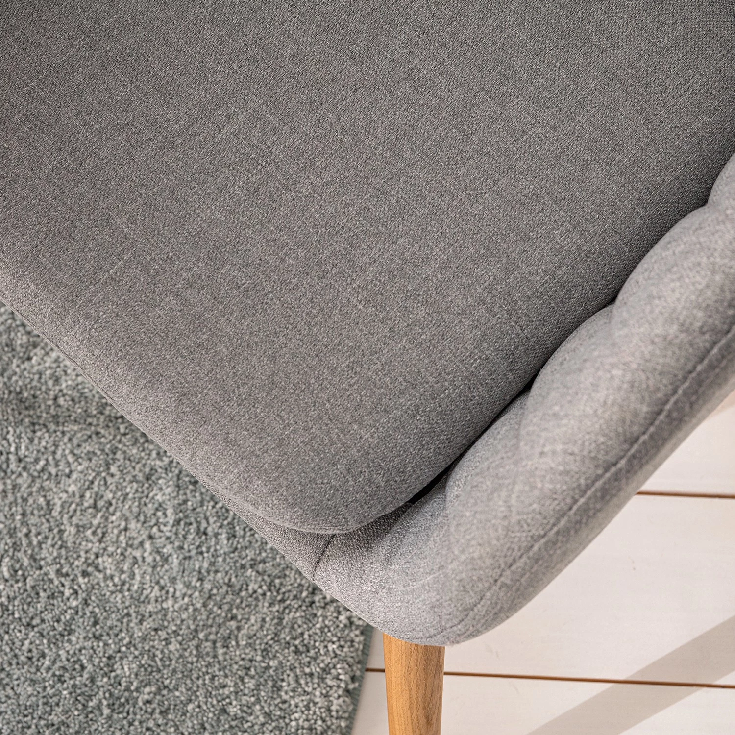 Mørteens Chaise à accoudoirs Amalis - Tissu / Chêne massif - Gris / Chêne 6 Mørteens Chaise à accoudoirs Amalis - Tissu / Chêne massif - Gris / Chêne – Image 6