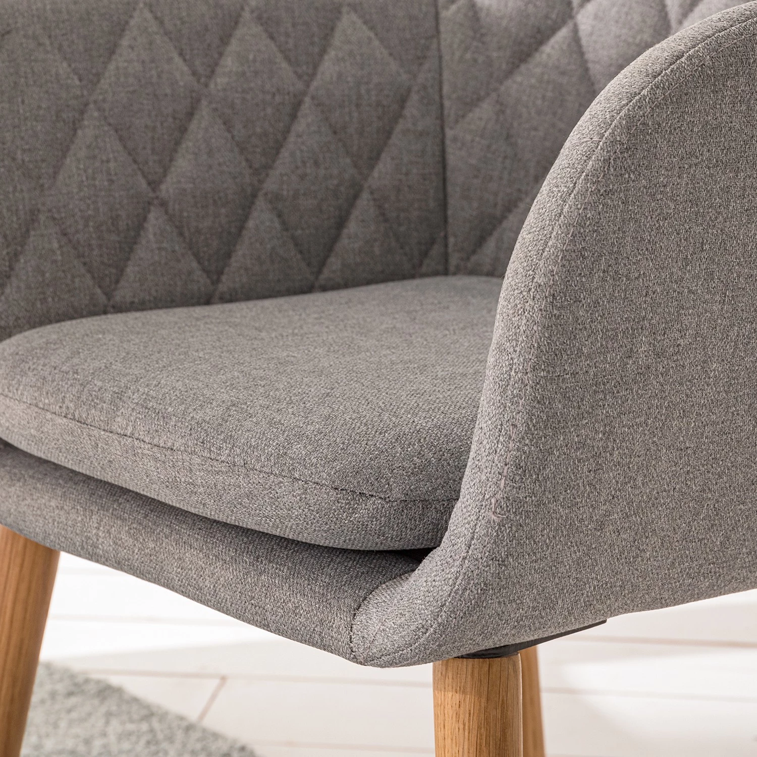 Mørteens Chaise à accoudoirs Amalis - Tissu / Chêne massif - Gris / Chêne 8 Mørteens Chaise à accoudoirs Amalis - Tissu / Chêne massif - Gris / Chêne – Image 8