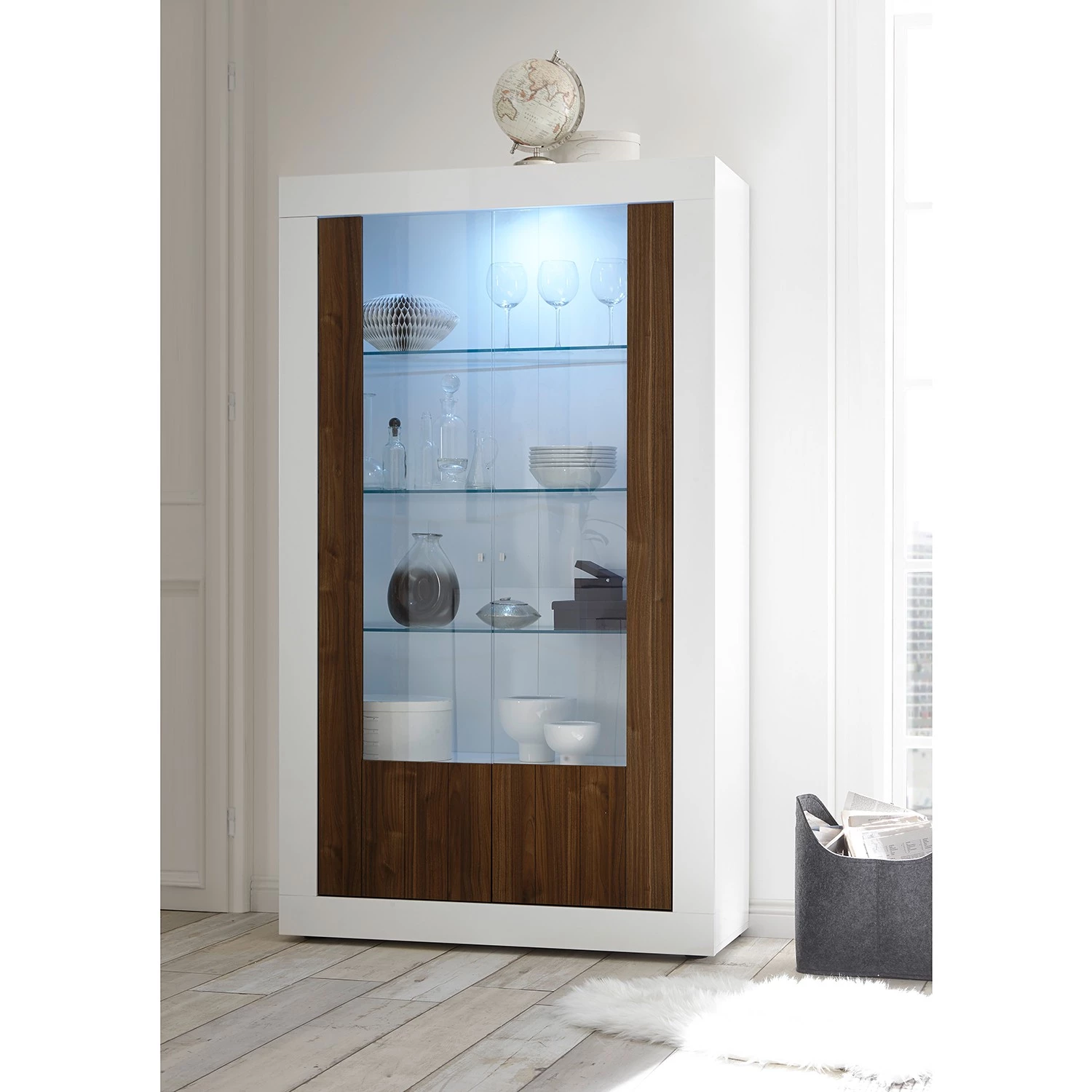LC Spa Vitrine Urbino - Imitation noisetier / Blanc 2 LC Spa Vitrine Urbino - Imitation noisetier / Blanc – Image 2