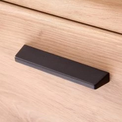 Naturoo Meuble à chaussures Coulogne - Imitation planches de chêne / Gris - Largeur : 89 cm 11 Naturoo Meuble à chaussures Coulogne - Imitation planches de chêne / Gris - Largeur : 89 cm -Meubles de salle à manger Soldes Magasin 1000184645 190827 14261800103 DETAILS P000000001000184645