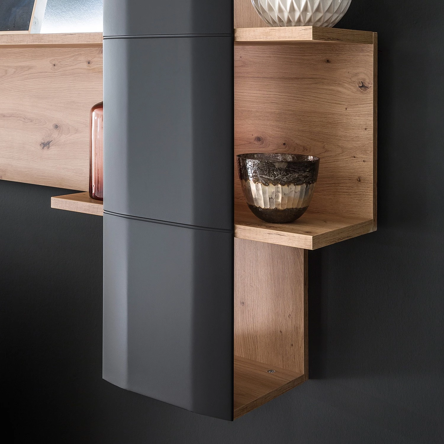 Naturoo Étagère murale Callington II - Imitation planches de chêne / Anthracite 4 Naturoo Étagère murale Callington II - Imitation planches de chêne / Anthracite – Image 4