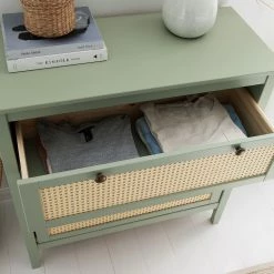 Maison Belfort Commode Belleria I - Pin massif - Vert olive clair -Meubles de salle à manger Soldes Magasin 1000187584 200504 19290600003 DETAILS P000000001000187584