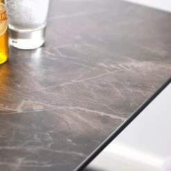 Fredriks Table haute Zilker II - Verre sécurité / Acier inoxydable - Acier inoxydable - Mocca -Meubles de salle à manger Soldes Magasin 1000201152 200206 07424700068 DETAILS P000000001000201152