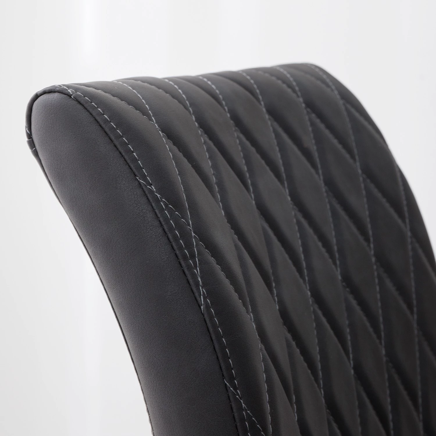 Ars manufacti Chaises Cantilever Finga IV (lot de 2) 5 Ars manufacti Chaises Cantilever Finga IV (lot de 2) – Image 5