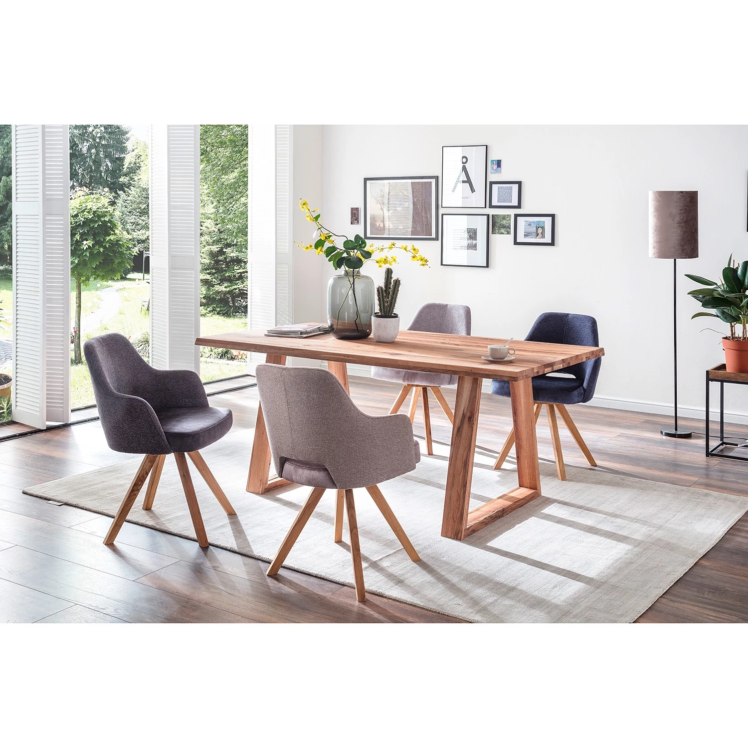 Mørteens Chaise à accoudoirs Tardes - Pivotante - Velours et tissu / Chêne sauvage massif - Chêne sauvage - Gris clair 2 Mørteens Chaise à accoudoirs Tardes - Pivotante - Velours et tissu / Chêne sauvage massif - Chêne sauvage - Gris clair – Image 2