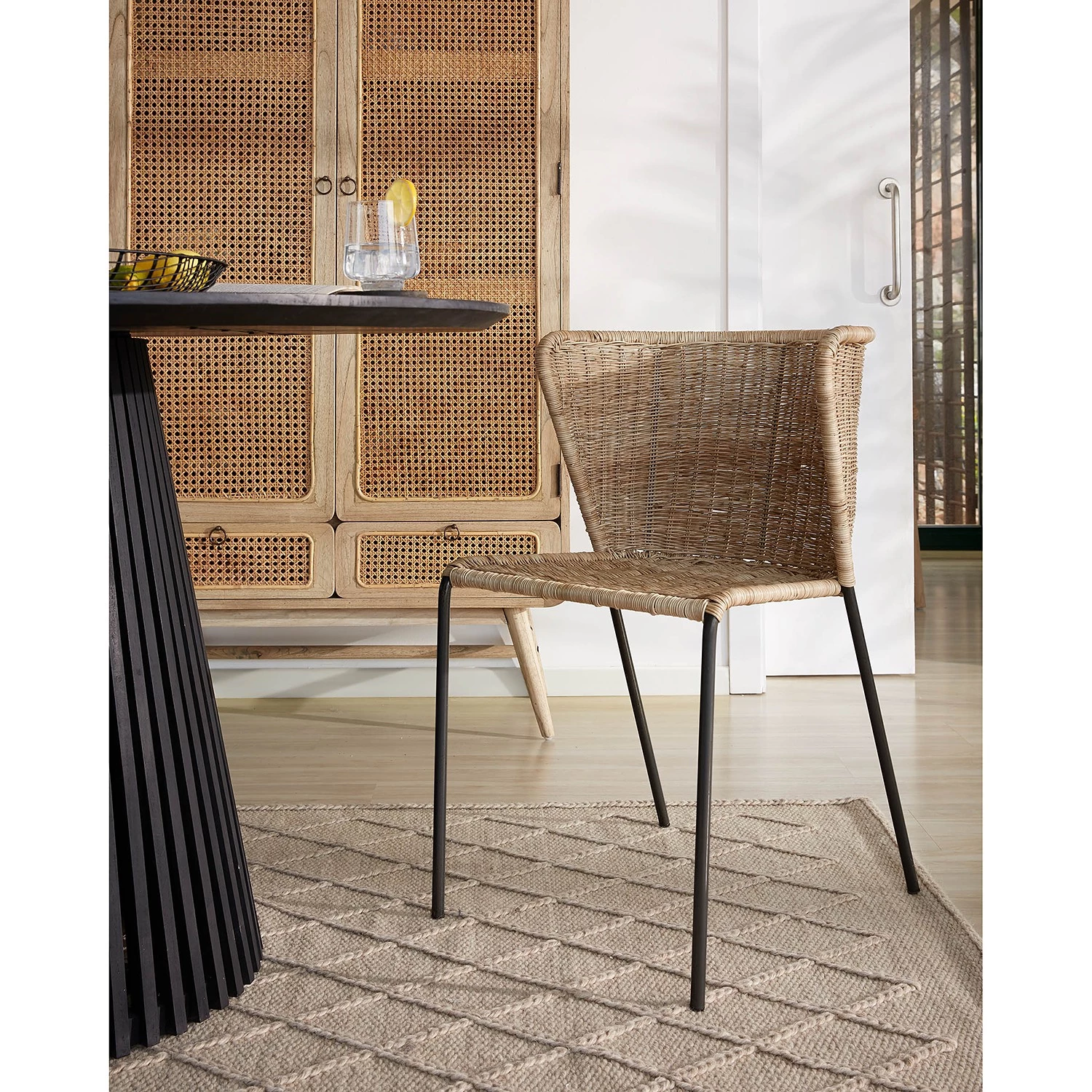 Red Living Chaises Rantin(lot de 2) - Rotin / Acier - Rotin / Noir 2 Red Living Chaises Rantin(lot de 2) - Rotin / Acier - Rotin / Noir – Image 2