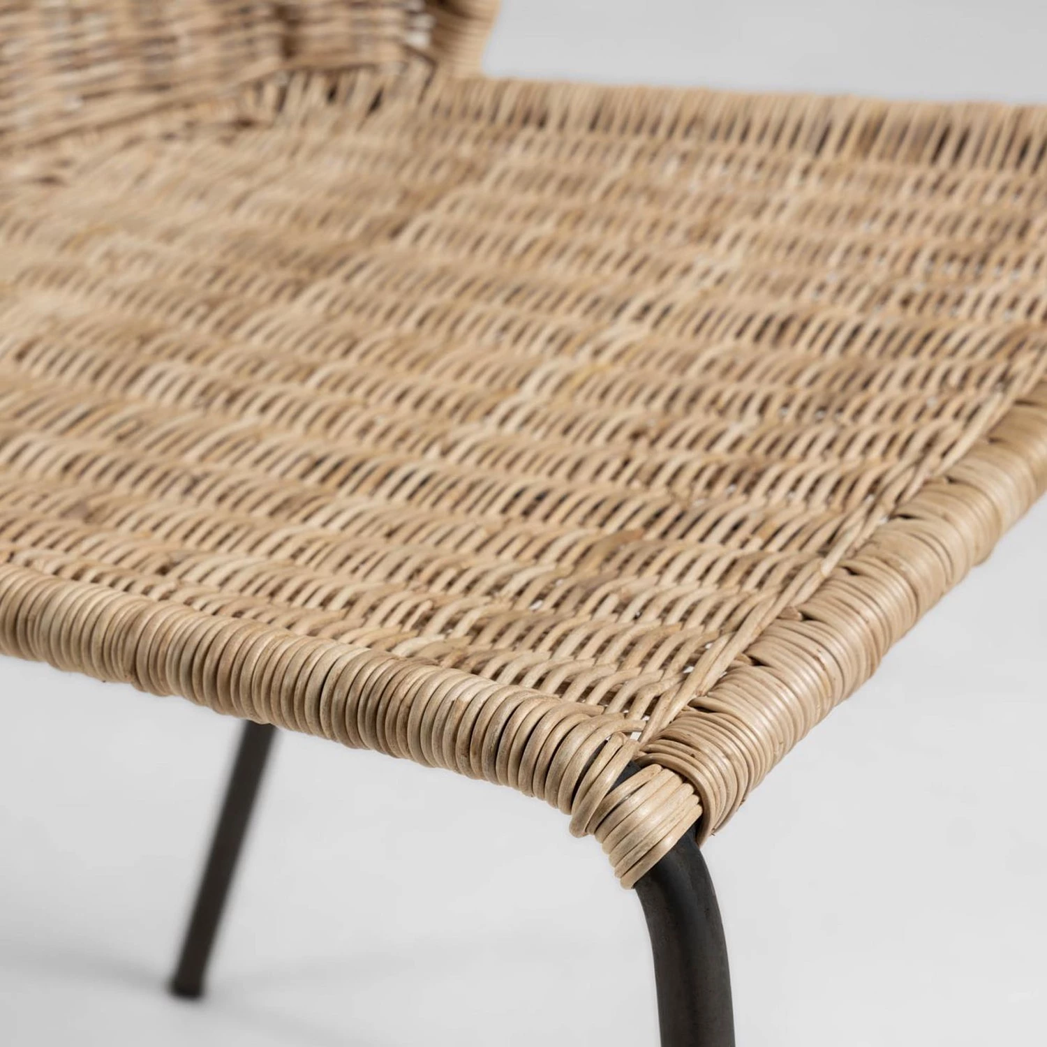 Red Living Chaises Rantin(lot de 2) - Rotin / Acier - Rotin / Noir 9 Red Living Chaises Rantin(lot de 2) - Rotin / Acier - Rotin / Noir – Image 9