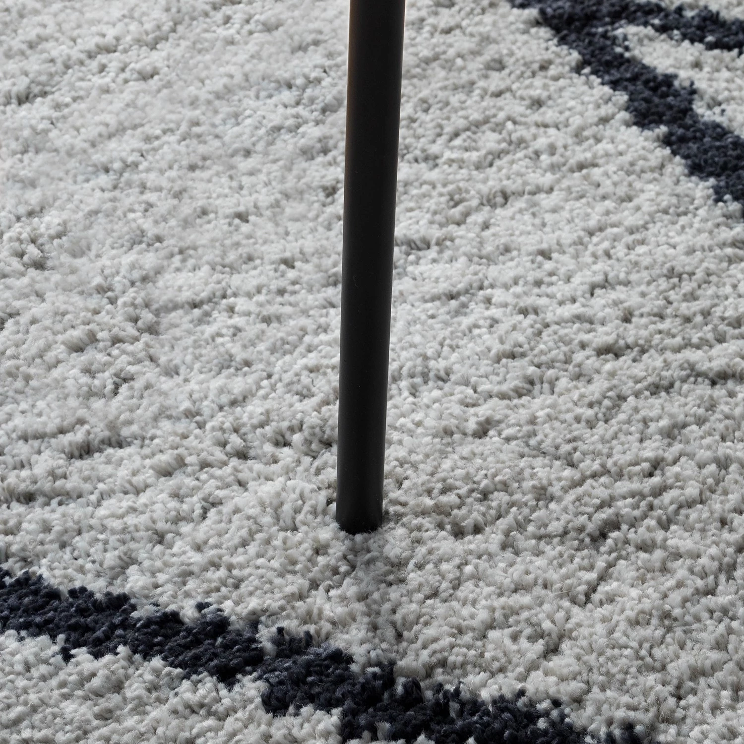 Fredriks Chaises Wines (lot de 2) - Tissu / Fer - Gris clair 14 Fredriks Chaises Wines (lot de 2) - Tissu / Fer - Gris clair – Image 14