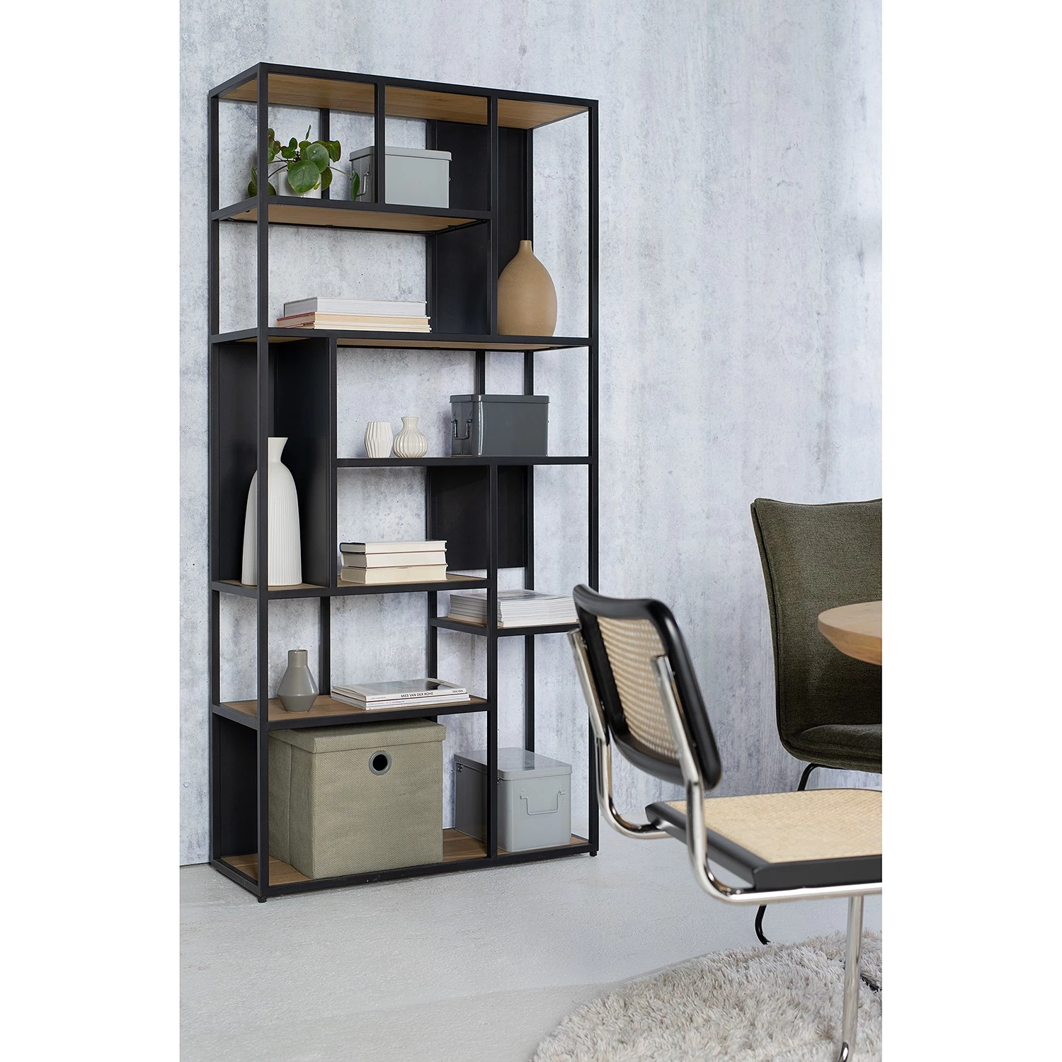 Studio Copenhagen Étagère Flox II - Placage en bois véritable / Métal -Chêne / Noir 2 Studio Copenhagen Étagère Flox II - Placage en bois véritable / Métal -Chêne / Noir – Image 2