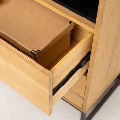 Studio Copenhagen Buffet haut Flox - Placage en bois véritable / Métal -Chêne / Noir -Meubles de salle à manger Soldes Magasin 1000218128 211020 14273900061 DETAILS P000000001000218128