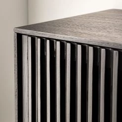 Studio Copenhagen Buffet haut Dowland - Placage en bois véritable - Chêne / Noir -Meubles de salle à manger Soldes Magasin 1000218356 210311 08052900018 DETAILS P000000001000218356