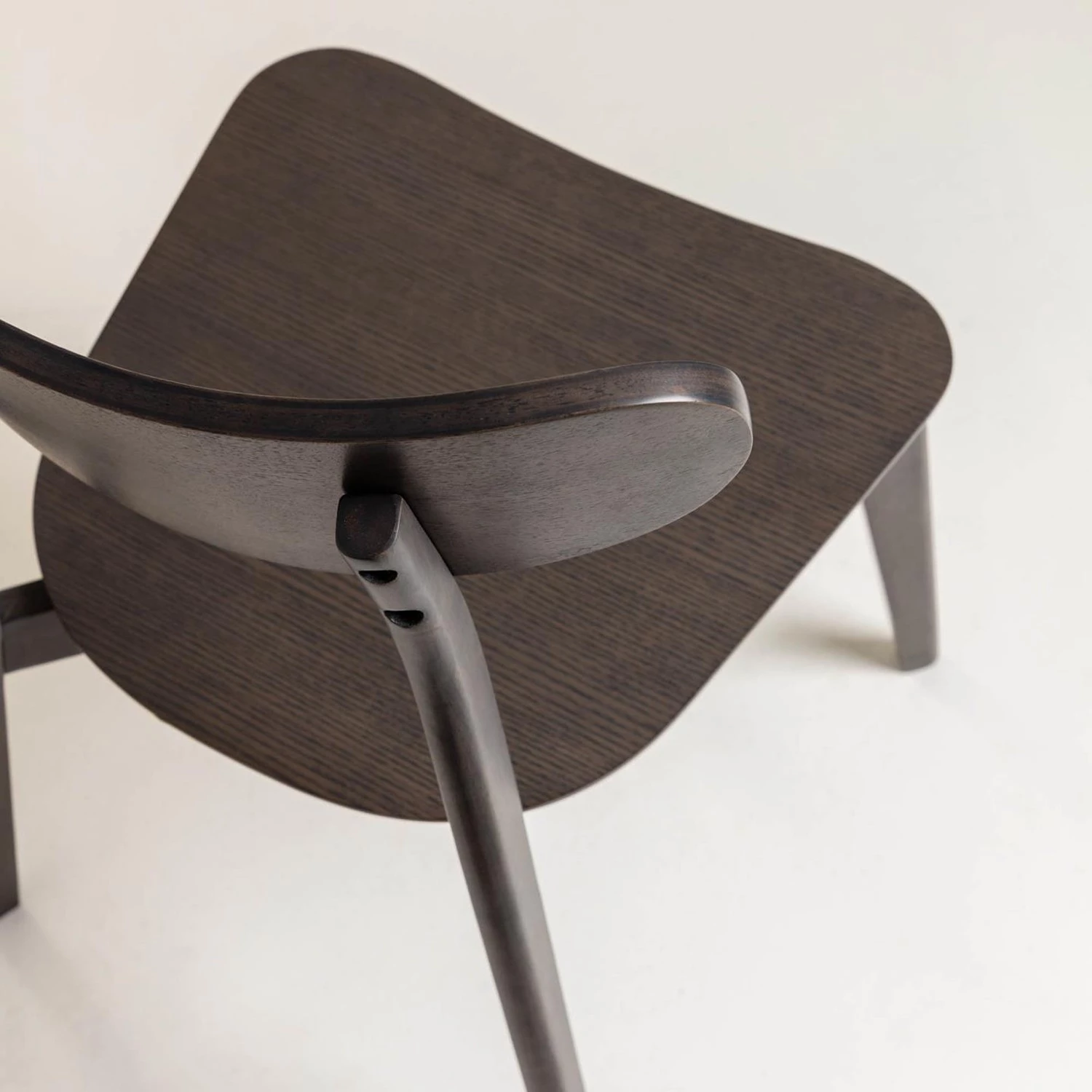 Norrwood Chaises Sakyla (lot de 2) - Frêne foncé 4 Norrwood Chaises Sakyla (lot de 2) - Frêne foncé – Image 4