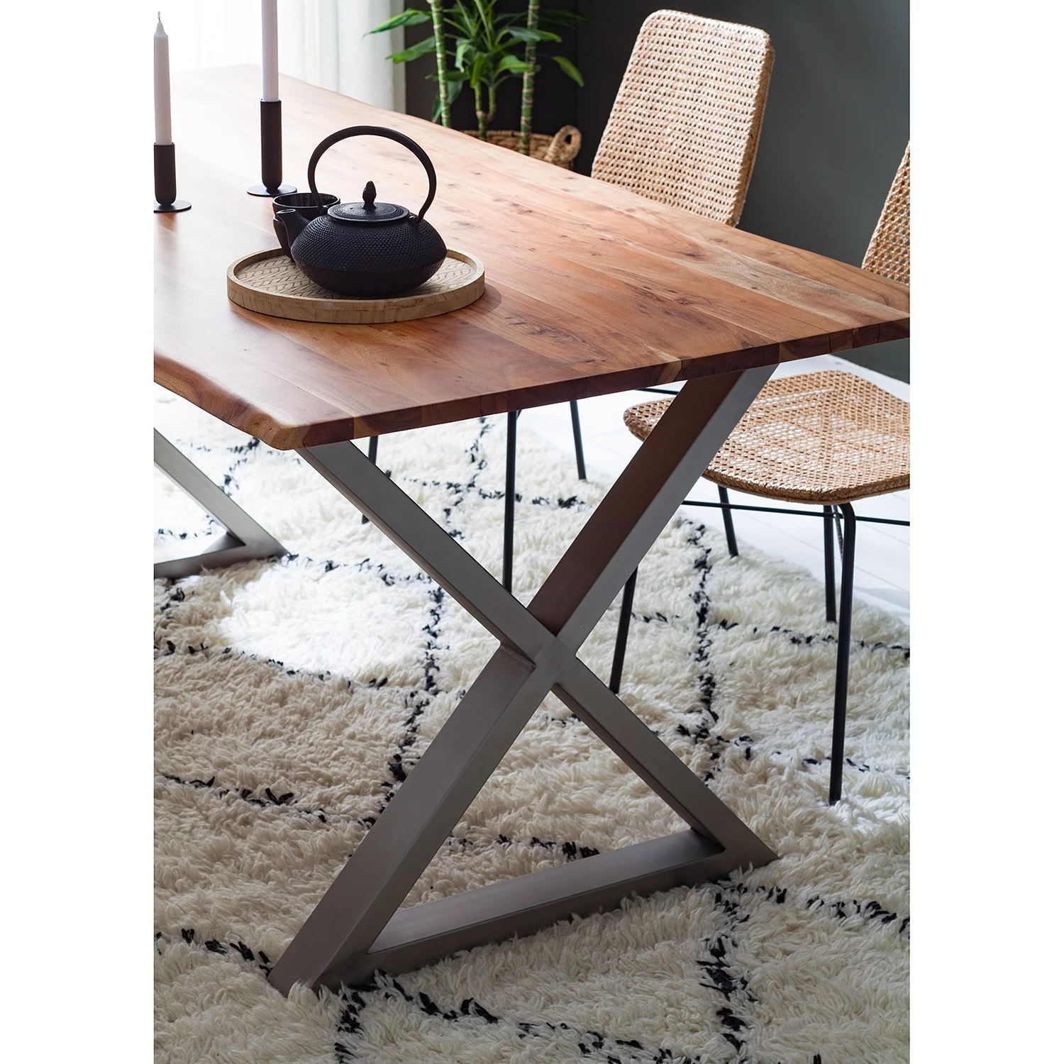 Ars Natura Table Kapra - Acacia brun - 180 x 90 cm - Argenté - Forme en X - Épaisseur plateau : 2.5 cm 6 Ars Natura Table Kapra - Acacia brun - 180 x 90 cm - Argenté - Forme en X - Épaisseur plateau : 2.5 cm – Image 6