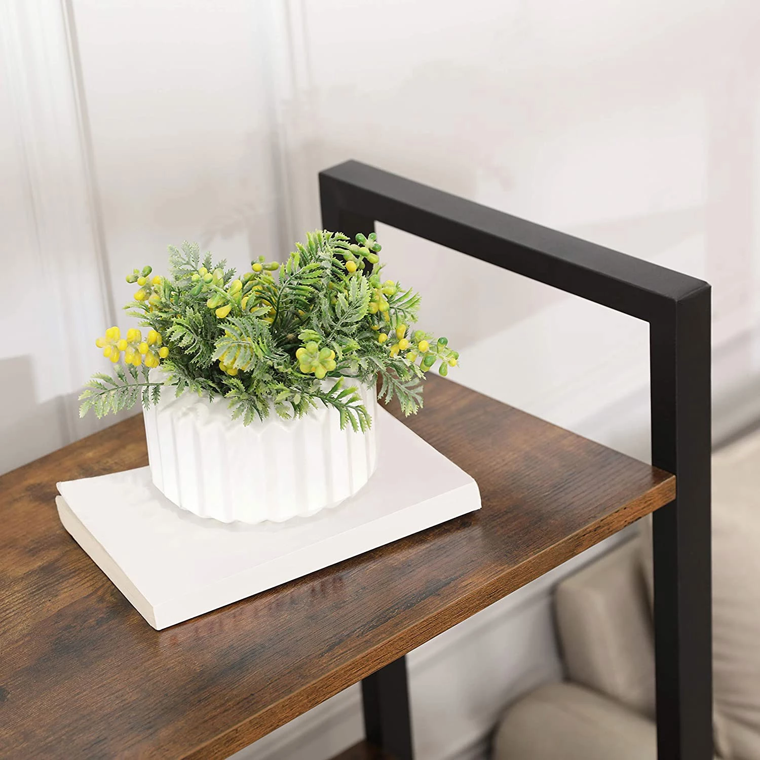 Red Living Étagère Leesville III 7 Red Living Étagère Leesville III – Image 7