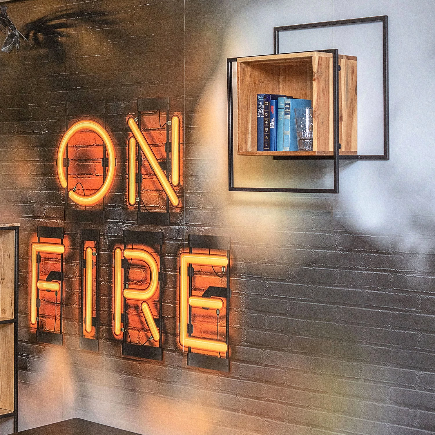 Red Living Étagère murale Fenay - Acacia massif / Métal - Acacia / Noir 2 Red Living Étagère murale Fenay - Acacia massif / Métal - Acacia / Noir – Image 2