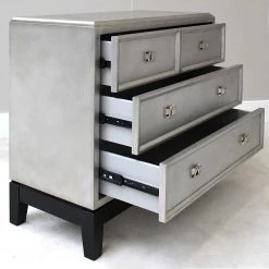 Red Living Commode Tilloloy - Blanc / Argenté / Noir -Meubles de salle à manger Soldes Magasin 1000242718 210121 08061700037 MOOD DETAILS P000000001000242718 mood