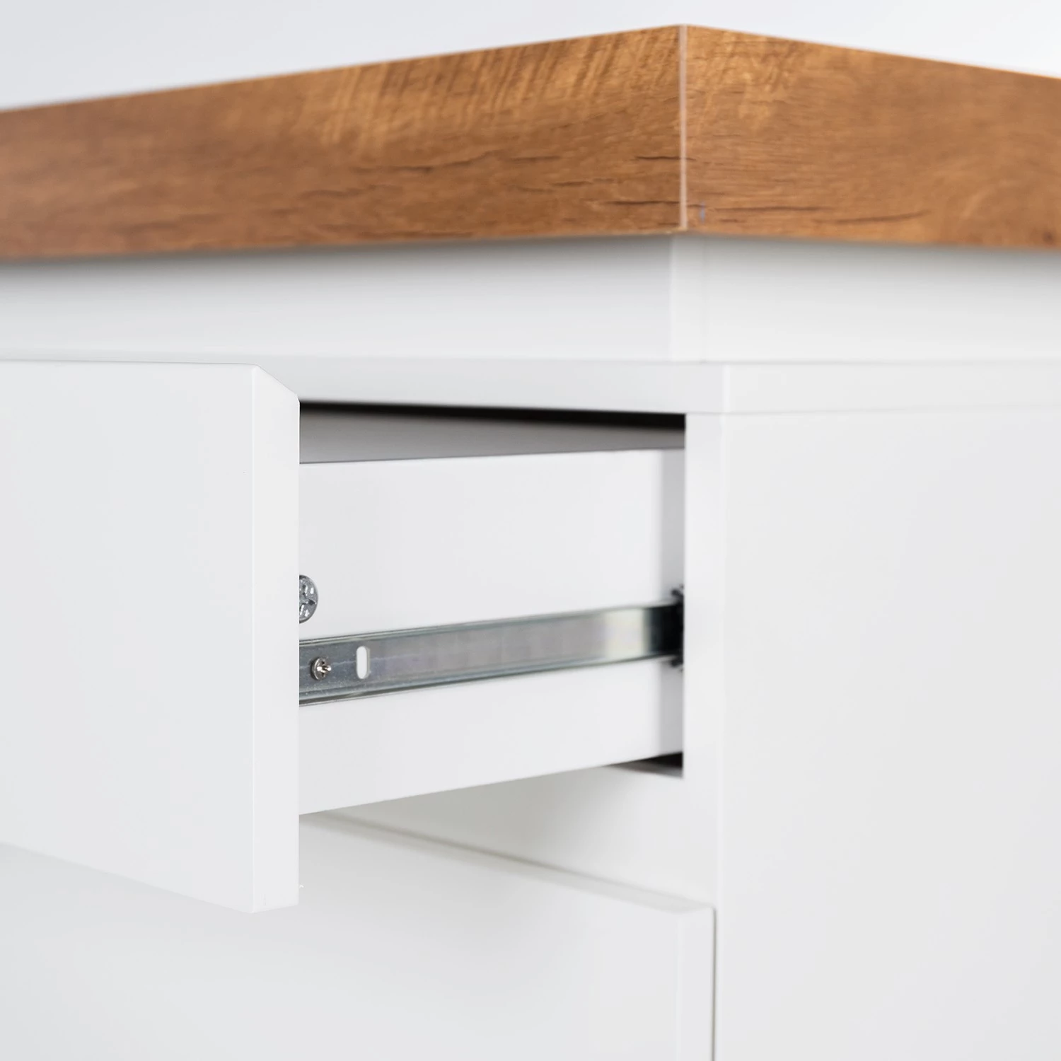 Fredriks Buffet Namona I - Éclairage inclus - Imitation chêne / Blanc 9 Fredriks Buffet Namona I - Éclairage inclus - Imitation chêne / Blanc – Image 9