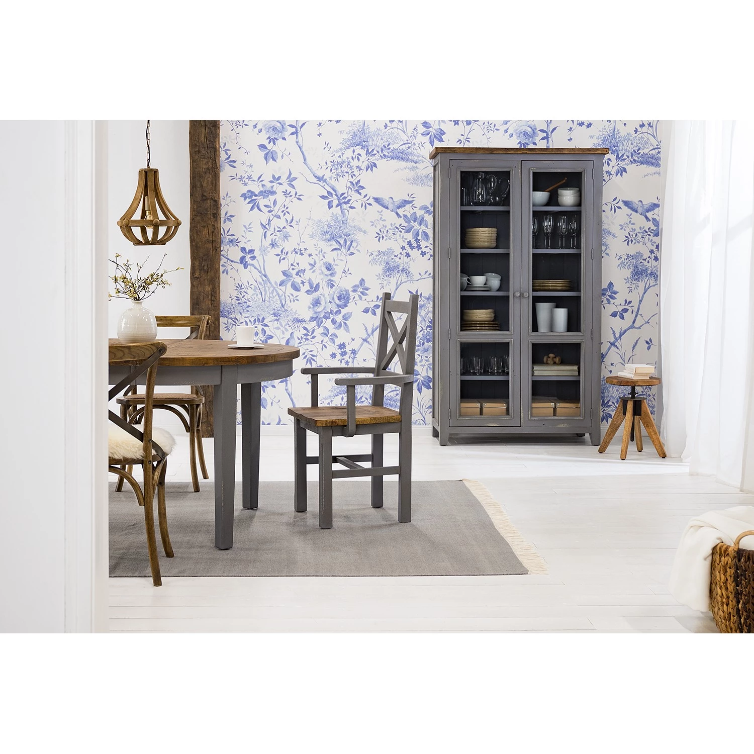 Maison Belfort Vitrine Balignton - Pin massif / Verre de sécurité - Gris 2 Maison Belfort Vitrine Balignton - Pin massif / Verre de sécurité - Gris – Image 2