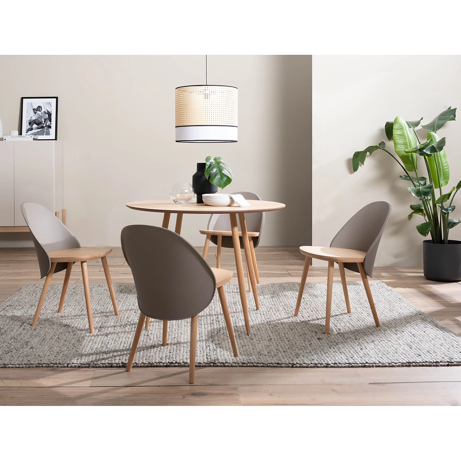 Mørteens Chaises Doon (lot de 2) - Matière plastique / Hêtre massif - Taupe / Hêtre 2 Mørteens Chaises Doon (lot de 2) - Matière plastique / Hêtre massif - Taupe / Hêtre – Image 2