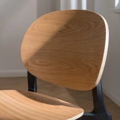 Studio Copenhagen Chaises Day (lot de 2) - Contreplaqué / Matière plastique - Imitation chêne / Noir -Meubles de salle à manger Soldes Magasin 1000273483 220915 023 MOOD DETAILS P000000001000273483 mood