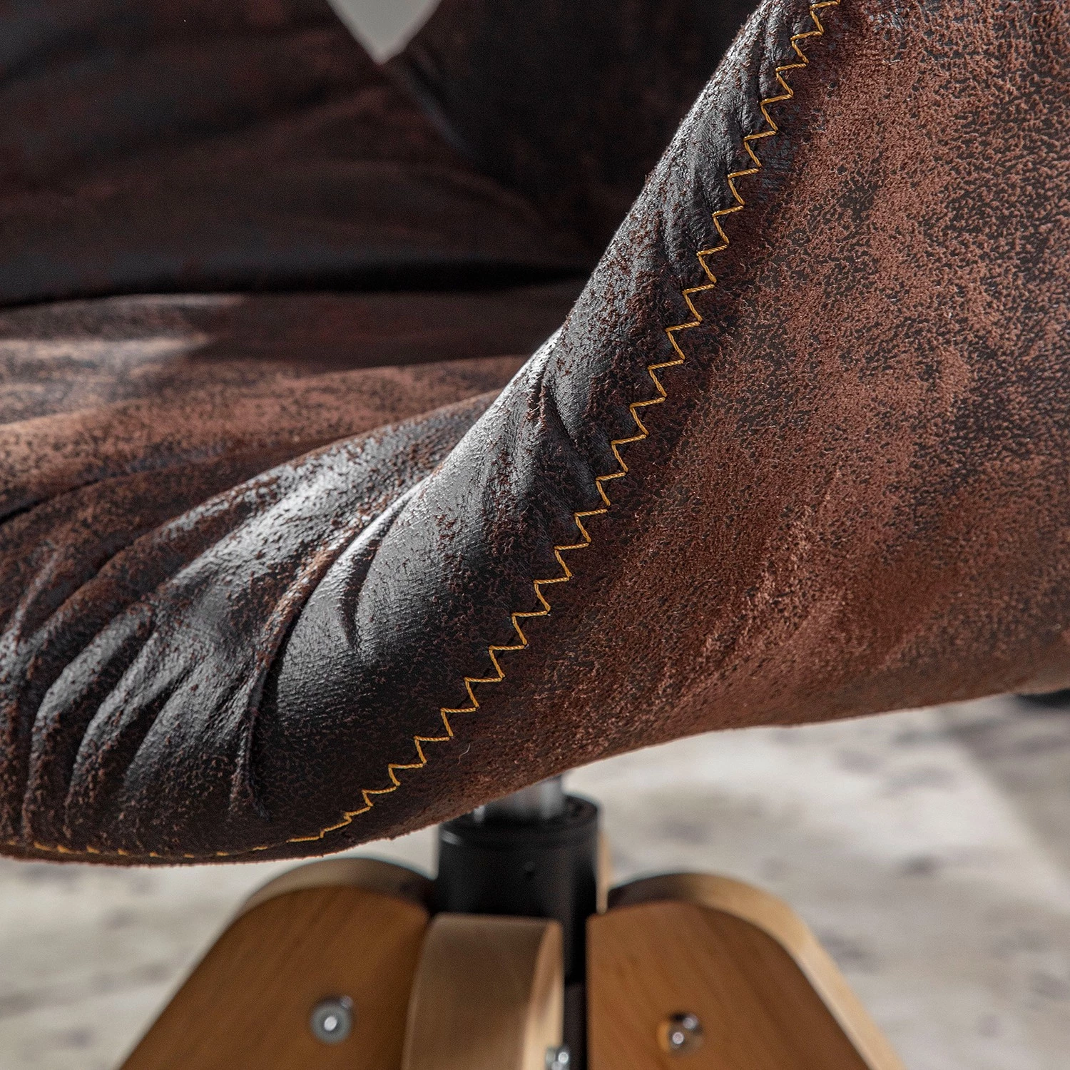 Red Living Chaise capitonnée Wilbur I - Marron vintage 4 Red Living Chaise capitonnée Wilbur I - Marron vintage – Image 4