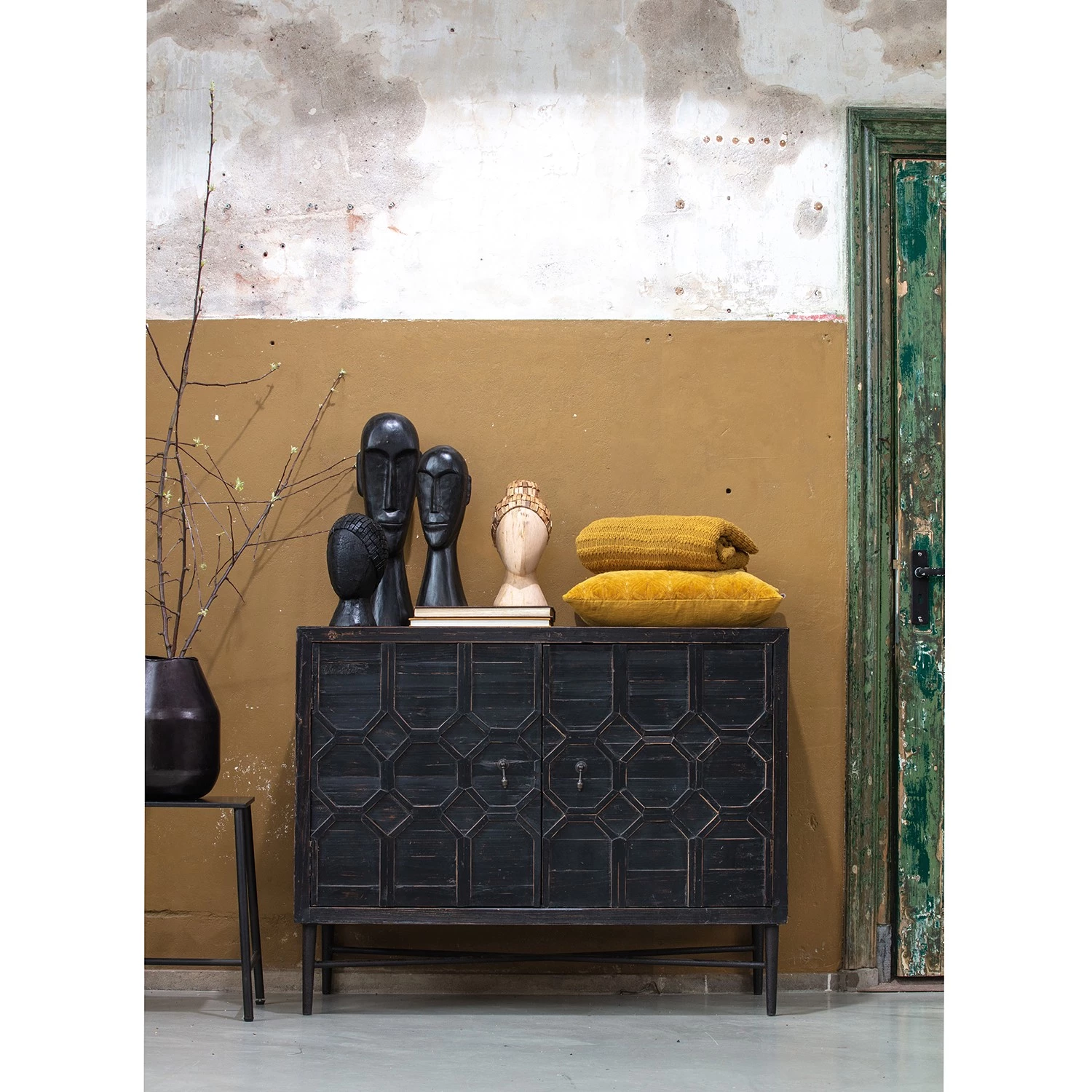 Red Living Buffet Nyker - Noir vintage 2 Red Living Buffet Nyker - Noir vintage – Image 2