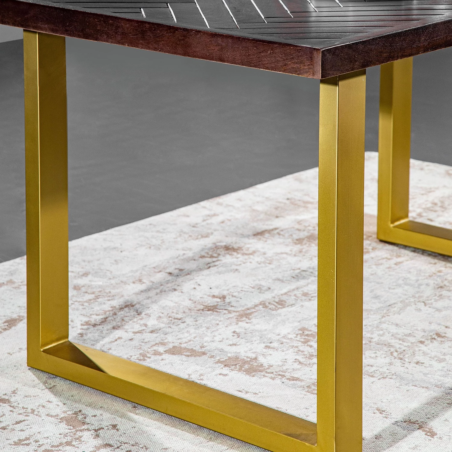 Red Living Table Kallestad - Largeur : 160 cm 3 Red Living Table Kallestad - Largeur : 160 cm – Image 3