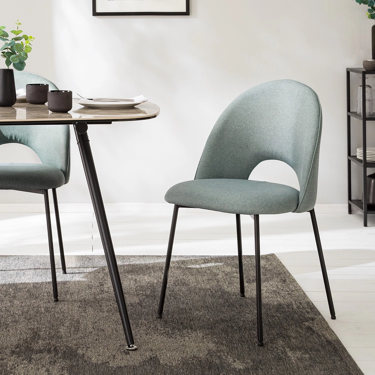 Mørteens Chaise capitonnée Ikley - Tissu / Métal - Noir - Gris menthe - Lot de 2 2 Mørteens Chaise capitonnée Ikley - Tissu / Métal - Noir - Gris menthe - Lot de 2 – Image 2