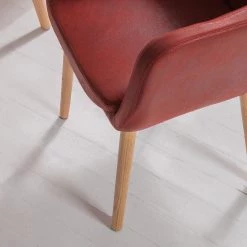 Mørteens Chaise à accoudoirs Leedy IV - Imitation cuir / Chêne massif - Rouge cerise - Lot de 2 -Meubles de salle à manger Soldes Magasin 1000313396 211208 12180500097 DETAILS P000000001000313396