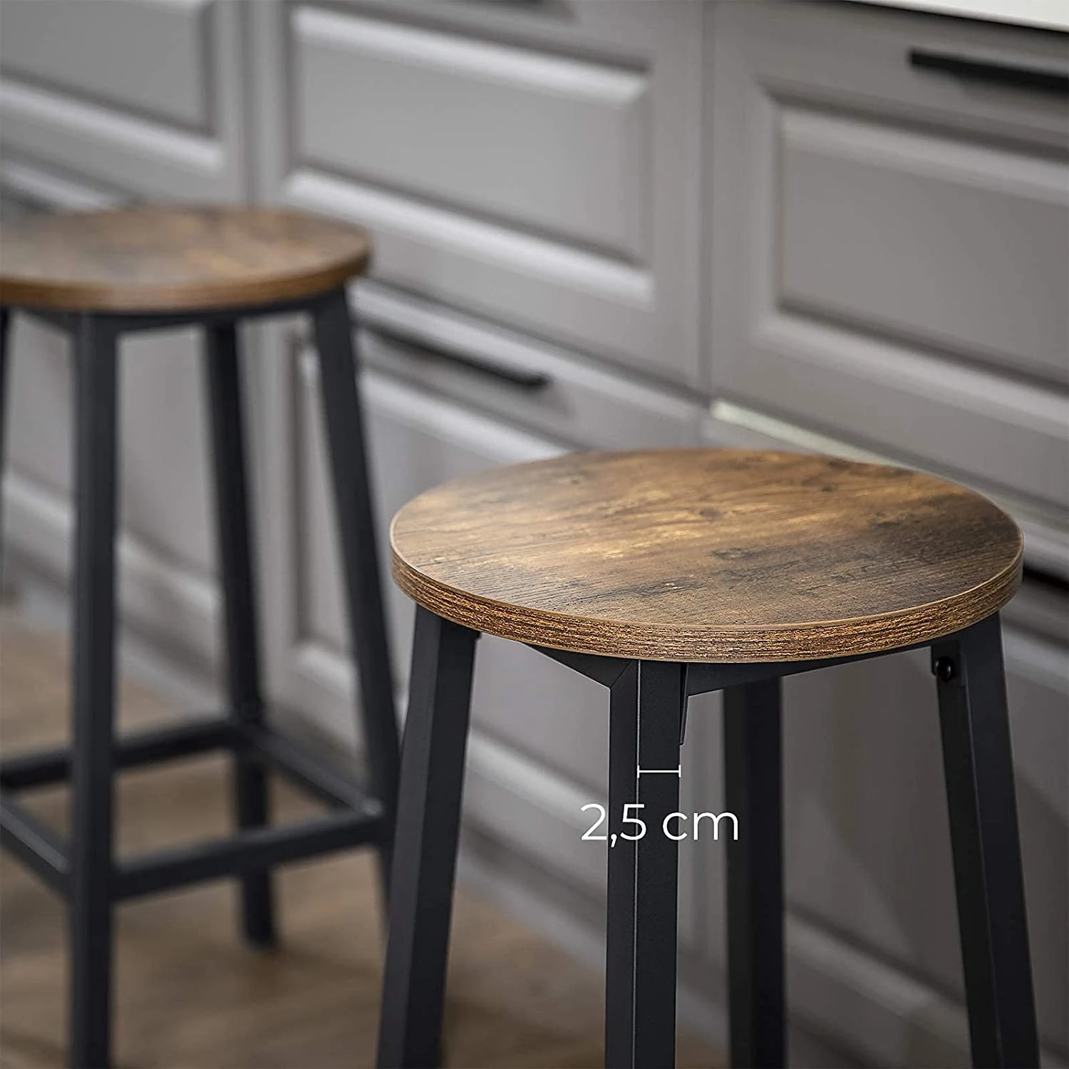 Red Living Tabourets de bar Savar (lot de 2) - Imitation bois recyclé / Noir 6 Red Living Tabourets de bar Savar (lot de 2) - Imitation bois recyclé / Noir – Image 6