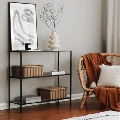 Loftscape Console Nordkisa - Verre / Métal - Noir 12 Loftscape Console Nordkisa - Verre / Métal - Noir -Meubles de salle à manger Soldes Magasin 1000333704 220302 021 MOOD DETAILS P000000001000333704 mood