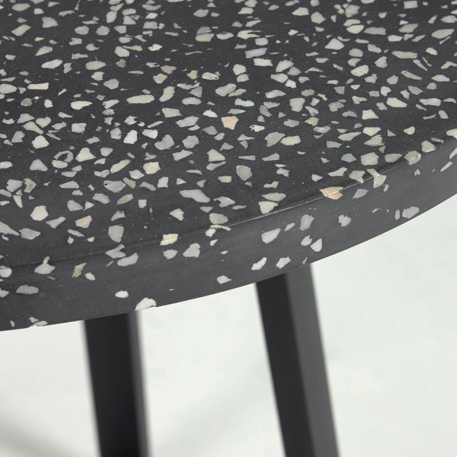 Loftscape Table Viola - Terrazzo / Acier - Terrazzo noir / Noir 4 Loftscape Table Viola - Terrazzo / Acier - Terrazzo noir / Noir – Image 4