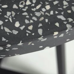 Loftscape Table Viola - Terrazzo / Acier - Terrazzo noir / Noir 12 Loftscape Table Viola - Terrazzo / Acier - Terrazzo noir / Noir -Meubles de salle à manger Soldes Magasin 1000340184 220414 035 DETAILS P000000001000340184