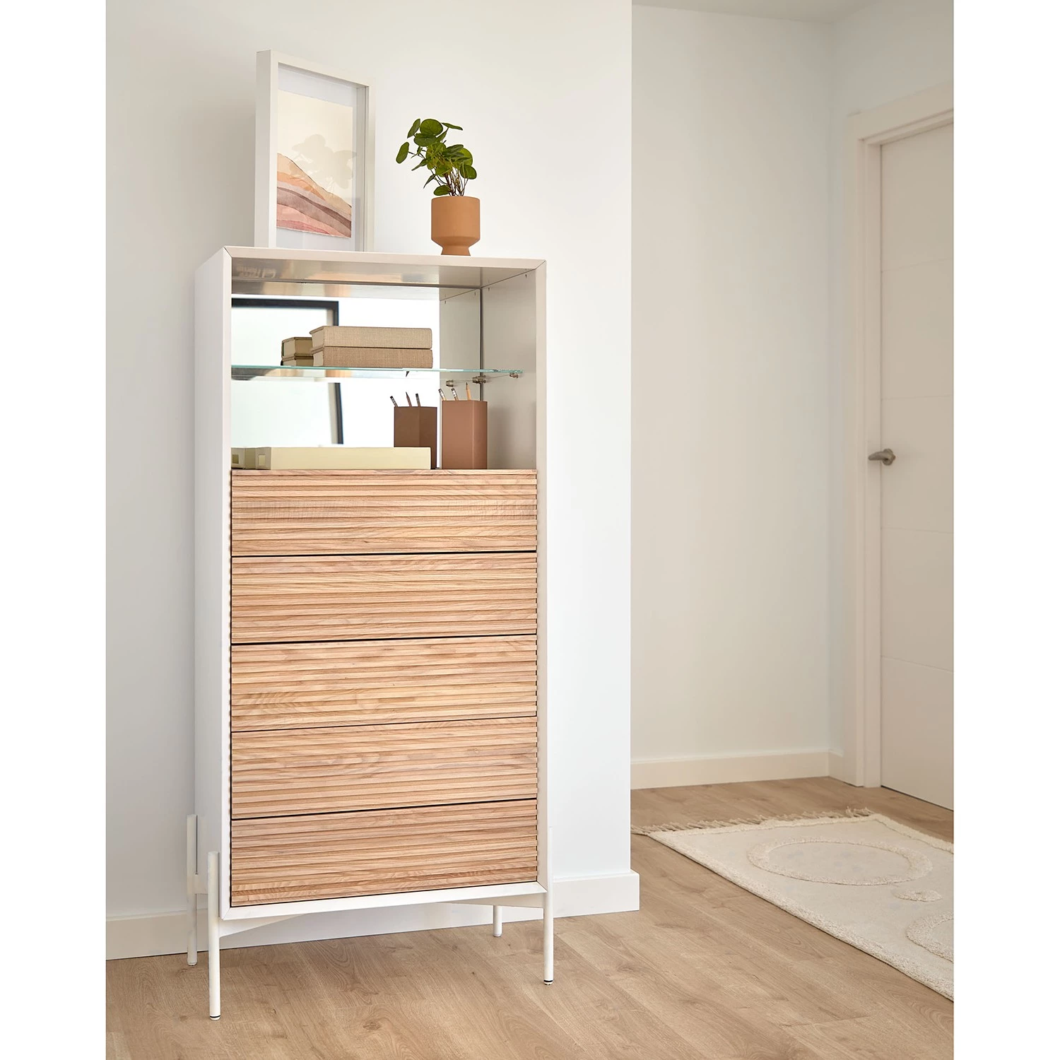 Norrwood Buffet haut Maredale - Partiellement en frêne massif - Frêne / Blanc 3 Norrwood Buffet haut Maredale - Partiellement en frêne massif - Frêne / Blanc – Image 3