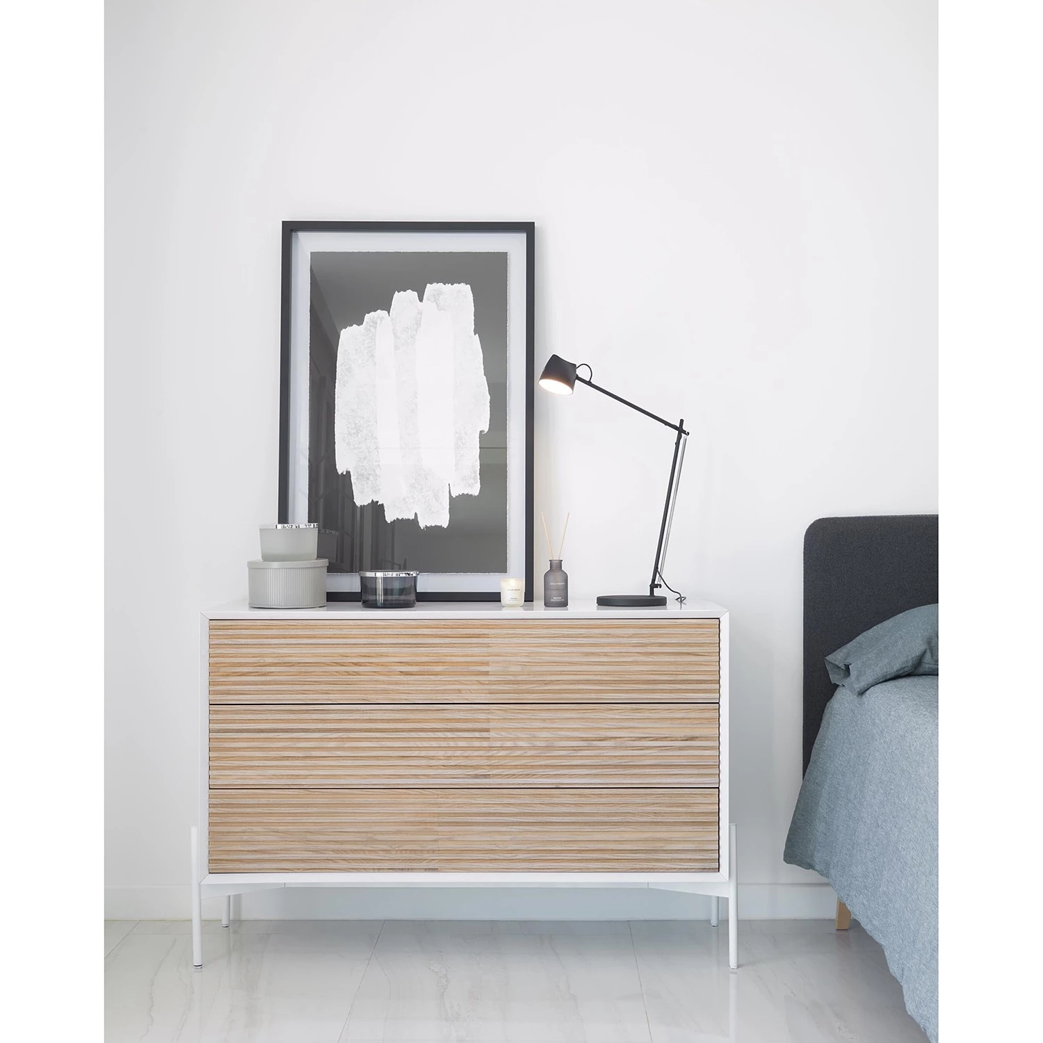 Norrwood Buffet Maredale II - Partiellement en frêne massif - Frêne / Blanc 2 Norrwood Buffet Maredale II - Partiellement en frêne massif - Frêne / Blanc – Image 2