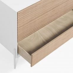 Norrwood Buffet Maredale II - Partiellement en frêne massif - Frêne / Blanc 10 Norrwood Buffet Maredale II - Partiellement en frêne massif - Frêne / Blanc -Meubles de salle à manger Soldes Magasin 1000364002 220714 030 DETAILS P000000001000364002