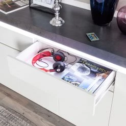 Fredriks Enfilade Namona III - Éclairage inclus - Imitation béton / Blanc -Meubles de salle à manger Soldes Magasin sideboard namona iii inkl beleuchtung weiss anthrazit weiss anthrazit 4040340