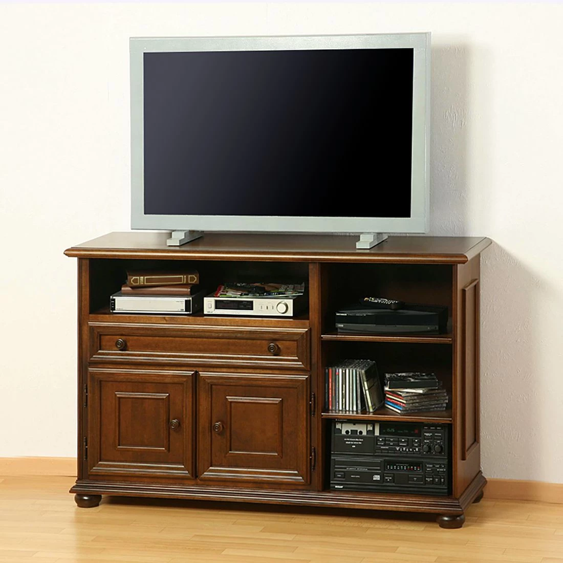 Montreux Meuble TV Arabella - Partiellement en tulipier massif - Aspect vieilli teinté et verni 2 Montreux Meuble TV Arabella - Partiellement en tulipier massif - Aspect vieilli teinté et verni – Image 2