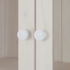 Maison Belfort Vitrine Lillehammer - Pin blanc / Pin couleur miel 18 Maison Belfort Vitrine Lillehammer - Pin blanc / Pin couleur miel -Meubles de salle à manger Soldes Magasin vitrine lillehammer kiefer massiv weiss honig 1068018